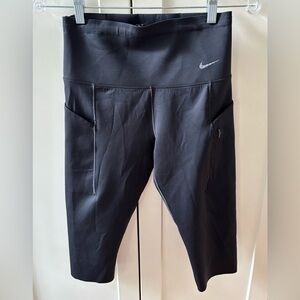 Nike Women’s Dri-Fit Activewear Crops with Side Pockets Size M